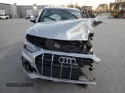 ✅ 2024 Audi Q5 Premium Plus • VIN: WA1BBAFY7R2021171 • Lot: 88626935. Wystawiony na Copart z przebiegiem Nie podano. Bezpłatny archiwum sprzedaży aukcyjnych z USA i szczegółowy raport historii pojazdu na DreamBid. Zdjęcie 5.