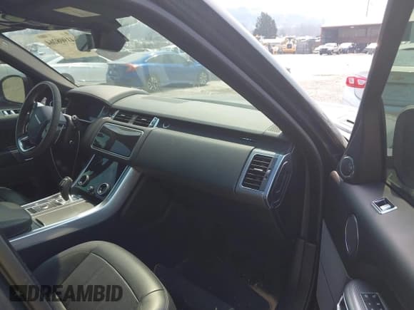 ✅ 2020 Land Rover Range Rover Sport HST • VIN: SALWS2RU9LA730504 • Lot: 41908264. Wystawiony na IAAI z przebiegiem 65 275 mil. Bezpłatny archiwum sprzedaży aukcyjnych z USA i szczegółowy raport historii pojazdu na DreamBid. Zdjęcie 5.