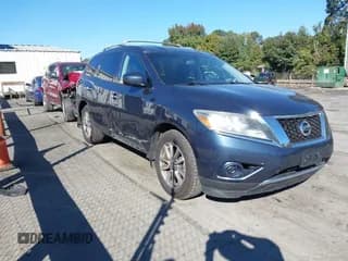 ✅ 2015 Nissan Pathfinder Platinum • VIN: 5N1AR2MM4FC660984 • Lot: 43440248. Listed on IAAI with 141,698 mi. Free auction sales archive from the USA and detailed vehicle history report at DreamBid. Image 1.
