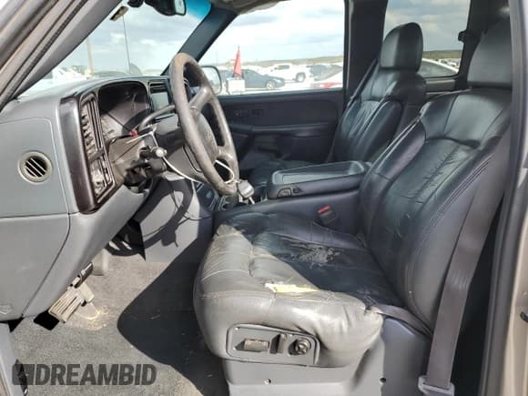 ✅ 2000 Chevrolet Silverado 1500 LS • VIN: 2GCEC19TXY1128164 • Лот: 78473574. Опубликован ранее на Copart с пробегом 965 987 миль. Бесплатный доступ к архиву аукционных продаж из США и подробный отчёт об истории автомобиля на DreamBid. Изображение 7.