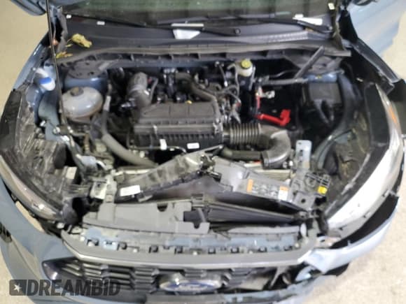 ✅ 2024 Ford Escape ST-Line • VIN: 1FMCU9MN6RUA89067 • Lot: 91648175. Listed on Copart with 34,604 mi. Free auction sales archive from the USA and detailed vehicle history report at DreamBid. Image 12.