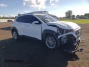 ✅ 2021 Hyundai Kona SEL • VIN: KM8K22AA7MU713381 • Лот: 69920345. Опубликован ранее на Copart с пробегом 48 983 миль. Бесплатный доступ к архиву аукционных продаж из США и подробный отчёт об истории автомобиля на DreamBid. Изображение 4.