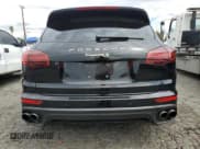 ✅ 2016 Porsche Cayenne S E-Hybrid • VIN: WP1AE2A23GLA62386 • Lot: 81243665. Wystawiony na Copart z przebiegiem 123 377 mil. Bezpłatny archiwum sprzedaży aukcyjnych z USA i szczegółowy raport historii pojazdu na DreamBid. Zdjęcie 6.