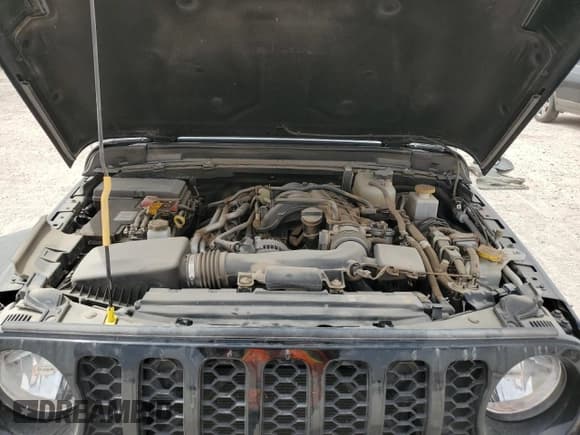 ✅ 2022 Jeep Gladiator Willys Sport • VIN: 1C6HJTAG6NL125790 • Лот: 50631645. Опубликован ранее на Copart с пробегом 19 971 миль. Бесплатный доступ к архиву аукционных продаж из США и подробный отчёт об истории автомобиля на DreamBid. Изображение 11.