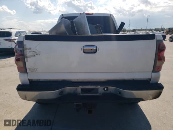 ✅ 2006 Chevrolet Silverado 2500HD LT1 • VIN: 1GCHC23D16F158311 • Лот: 72546204. Опубликован ранее на Copart с пробегом 208 534 миль. Бесплатный доступ к архиву аукционных продаж из США и подробный отчёт об истории автомобиля на DreamBid. Изображение 6.