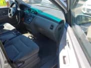 ✅ 2004 Honda Odyssey EX-RES • VIN: 5FNRL18884B110770 • Lot: 43160984. Listed on IAAI with 207,778 mi. Free auction sales archive from the USA and detailed vehicle history report at DreamBid. Image 5.