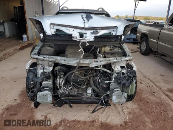 ✅ 2014 Chevrolet Captiva Sport LTZ • VIN: 3GNAL4EK4ES520285 • Lot: 42529345. Wystawiony na Copart z przebiegiem 127 926 mil. Bezpłatny archiwum sprzedaży aukcyjnych z USA i szczegółowy raport historii pojazdu na DreamBid. Zdjęcie 5.