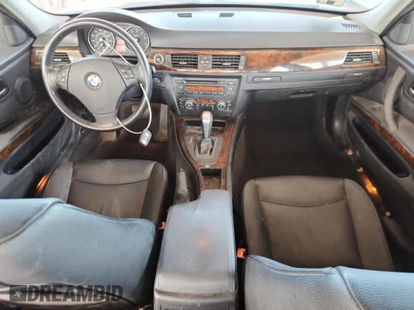 ✅ 2011 BMW 3 Series 328i • VIN: WBAPH7C50BE678113 • Lot: 90509705. Listed on Copart with 91,331 mi. Free auction sales archive from the USA and detailed vehicle history report at DreamBid. Image 8.