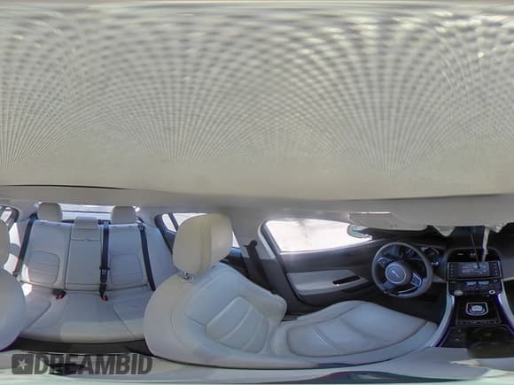 ✅ 2017 Jaguar XE 25t Prestige • VIN: SAJAE4BG1HA952939 • Lot: 63829485. Wystawiony na Copart z przebiegiem 67 543 mil. Bezpłatny archiwum sprzedaży aukcyjnych z USA i szczegółowy raport historii pojazdu na DreamBid. Zdjęcie 14.