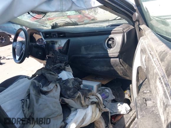 ✅ 2018 Toyota Corolla L • VIN: 2T1BURHE1JC081499 • Lot: 42643839. Listed on IAAI with Not provided. Free auction sales archive from the USA and detailed vehicle history report at DreamBid. Image 5.