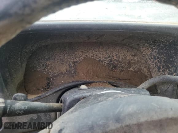 ✅ 2006 Chevrolet Silverado 2500HD Work Truck • VIN: 1GCHK29U26E121610 • Lot: 51782575. Wystawiony na Copart z przebiegiem Nie podano. Bezpłatny archiwum sprzedaży aukcyjnych z USA i szczegółowy raport historii pojazdu na DreamBid. Zdjęcie 9.