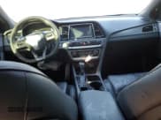 ✅ 2018 Hyundai Sonata Limited Plus • VIN: 5NPE34AB3JH613965 • Lot: 38685813. Listed on Copart with 60,603 mi. Free auction sales archive from the USA and detailed vehicle history report at DreamBid. Image 8.