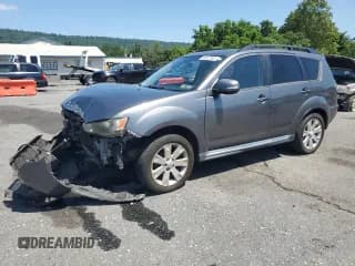 ✅ 2011 Mitsubishi Outlander SE • VIN: JA4JT3AW3BU015338 • Lot: 66522905. Listed on Copart with 109,772 mi. Free auction sales archive from the USA and detailed vehicle history report at DreamBid. Image 1.