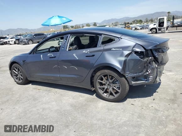 ✅ 2023 Tesla Model 3 • VIN: 5YJ3E1EA1PF694473 • Lot: 52097895. Wystawiony na Copart z przebiegiem 8 268 mil. Bezpłatny archiwum sprzedaży aukcyjnych z USA i szczegółowy raport historii pojazdu na DreamBid. Zdjęcie 2.