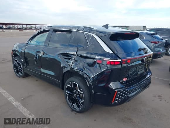 ✅ 2025 Volkswagen Tiguan SEL R-Line • VIN: 3VVLR7RMXSM055154 • Lot: 43709284. Listed on IAAI with Not provided. Free auction sales archive from the USA and detailed vehicle history report at DreamBid. Image 3.