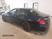 ✅ 2020 Mercedes-Benz E 63 S AMG • VIN: WDDZF8KB2LA739636 • Лот: 42320920. Опубликован ранее на IAAI с пробегом 48 336 миль. Бесплатный доступ к архиву аукционных продаж из США и подробный отчёт об истории автомобиля на DreamBid. Изображение 3.