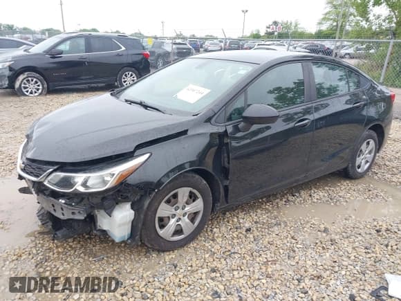 ✅ 2018 Chevrolet Cruze LS • VIN: 1G1BC5SM5J7241101 • Lot: 42307244. Listed on IAAI with 72,586 mi. Free auction sales archive from the USA and detailed vehicle history report at DreamBid. Image 18.