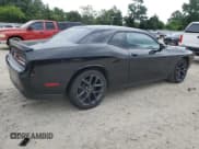 ✅ 2019 Dodge Challenger SXT • VIN: 2C3CDZAGXKH503572 • Lot: 63833164. Wystawiony na Copart z przebiegiem 67 401 mil. Bezpłatny archiwum sprzedaży aukcyjnych z USA i szczegółowy raport historii pojazdu na DreamBid. Zdjęcie 3.