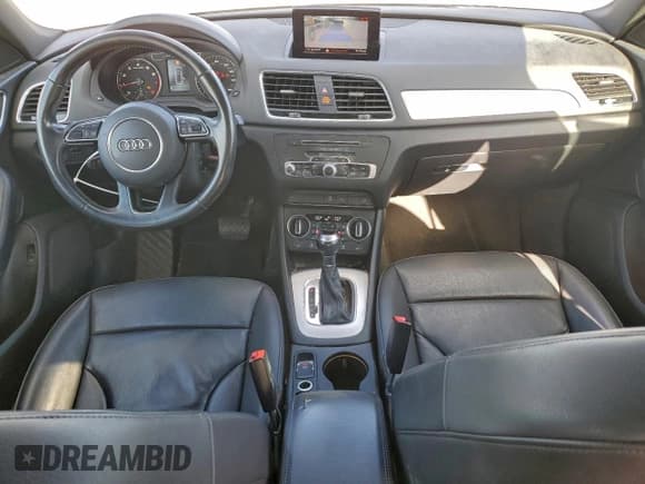 ✅ 2018 Audi Q3 Premium • VIN: WA1BCCFS2JR030022 • Lot: 92910875. Listed on Copart with 84,035 mi. Free auction sales archive from the USA and detailed vehicle history report at DreamBid. Image 8.