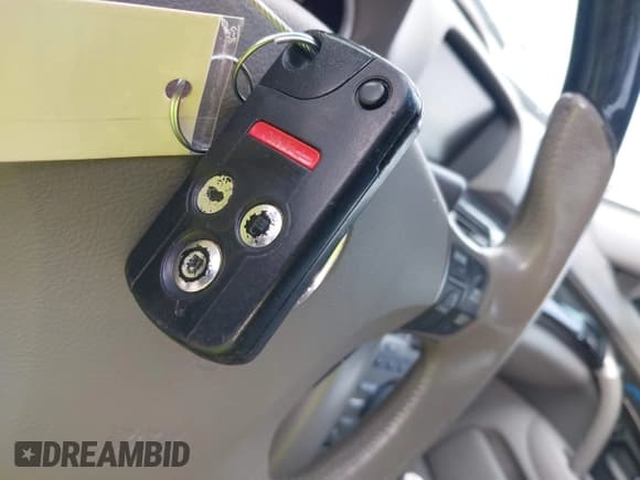 ✅ 2011 Acura RL Technology • VIN: JH4KB2F68BC000256 • Lot: 42210558. Listed on IAAI with 115,289 mi. Free auction sales archive from the USA and detailed vehicle history report at DreamBid. Image 11.