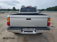 ✅ 2004 Toyota Tacoma PreRunner • VIN: 5TESM92N24Z368468 • Lot: 59561925. Wystawiony na Copart z przebiegiem 173 486 mil. Bezpłatny archiwum sprzedaży aukcyjnych z USA i szczegółowy raport historii pojazdu na DreamBid. Zdjęcie 6.