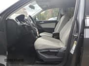 ✅ 2019 Volkswagen Tiguan S • VIN: 3VV0B7AX0KM111941 • Лот: 90842875. Опубликован ранее на Copart с пробегом 82 468 миль. Бесплатный доступ к архиву аукционных продаж из США и подробный отчёт об истории автомобиля на DreamBid. Изображение 7.