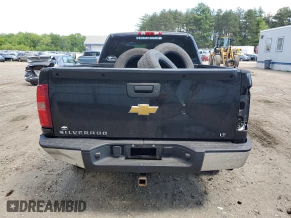 ✅ 2013 Chevrolet Silverado 1500 LT • VIN: 1GCRKSE74DZ285015 • Lot: 55737144. Listed on Copart with 195,209 mi. Free auction sales archive from the USA and detailed vehicle history report at DreamBid. Image 6.