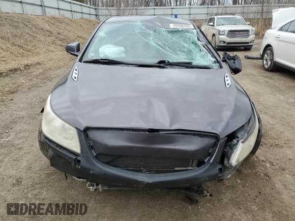 ✅ 2012 Buick LaCrosse Leather • VIN: 1G4GC5E33CF328497 • Lot: 59272565. Wystawiony na Copart z przebiegiem 175 579 mil. Bezpłatny archiwum sprzedaży aukcyjnych z USA i szczegółowy raport historii pojazdu na DreamBid. Zdjęcie 5.