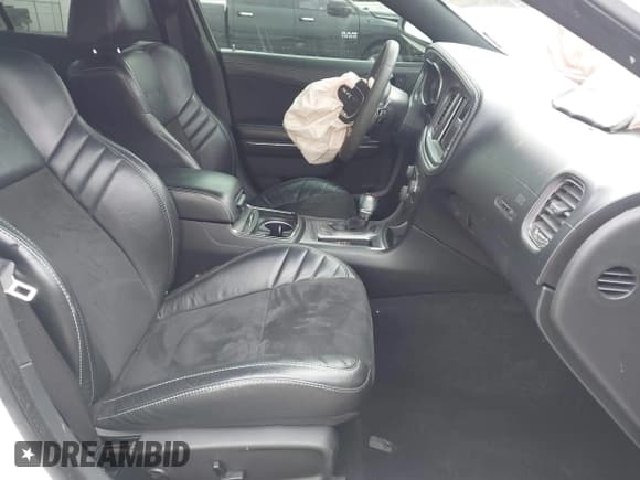 ✅ 2021 Dodge Charger SRT Hellcat Widebody • VIN: 2C3CDXL95MH500732 • Lot: 41967309. Wystawiony na IAAI z przebiegiem 31 290 mil. Bezpłatny archiwum sprzedaży aukcyjnych z USA i szczegółowy raport historii pojazdu na DreamBid. Zdjęcie 5.