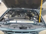 ✅ 1995 Ford Explorer Eddie Bauer • VIN: 1FMCU22X3SUA67495 • Lot: 44545485. Wystawiony na Copart z przebiegiem 180 711 mil. Bezpłatny archiwum sprzedaży aukcyjnych z USA i szczegółowy raport historii pojazdu na DreamBid. Zdjęcie 12.