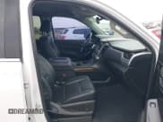 ✅ 2020 Chevrolet Tahoe LT • VIN: 1GNSCBKC4LR140921 • Lot: 42257562. Wystawiony na IAAI z przebiegiem 62 161 mil. Bezpłatny archiwum sprzedaży aukcyjnych z USA i szczegółowy raport historii pojazdu na DreamBid. Zdjęcie 5.