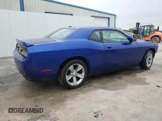 ✅ 2019 Dodge Challenger SXT • VIN: 2C3CDZAG9KH587495 • Lot: 70229024. Wystawiony na Copart z przebiegiem 23 674 mil. Bezpłatny archiwum sprzedaży aukcyjnych z USA i szczegółowy raport historii pojazdu na DreamBid. Zdjęcie 3.
