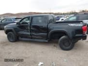 ✅ 2017 Toyota Tacoma SR5 • VIN: 5TFCZ5AN5HX112287 • Lot: 43654484. Listed on IAAI with 69,600 mi. Free auction sales archive from the USA and detailed vehicle history report at DreamBid. Image 14.