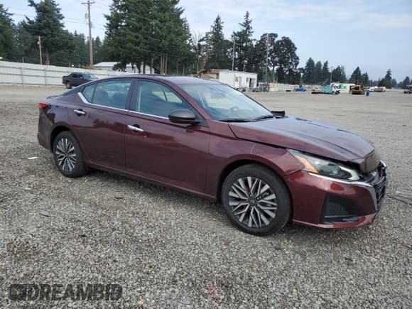 ✅ 2024 Nissan Altima SV • VIN: 1N4BL4DW1RN416103 • Лот: 80155305. Опубликован ранее на Copart с пробегом 6 266 миль. Бесплатный доступ к архиву аукционных продаж из США и подробный отчёт об истории автомобиля на DreamBid. Изображение 4.