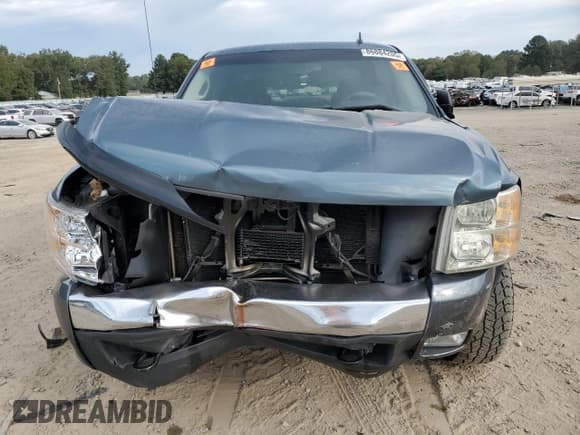 ✅ 2007 Chevrolet Silverado 1500 1LT • VIN: 2GCEK13M271733668 • Lot: 86884205. Listed on Copart with 272,200 mi. Free auction sales archive from the USA and detailed vehicle history report at DreamBid. Image 5.