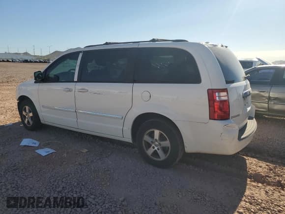 ✅ 2009 Dodge Grand Caravan SXT • VIN: 2D8HN541X9R505374 • Лот: 65458225. Опубликован ранее на Copart с пробегом 143 713 миль. Бесплатный доступ к архиву аукционных продаж из США и подробный отчёт об истории автомобиля на DreamBid. Изображение 2.