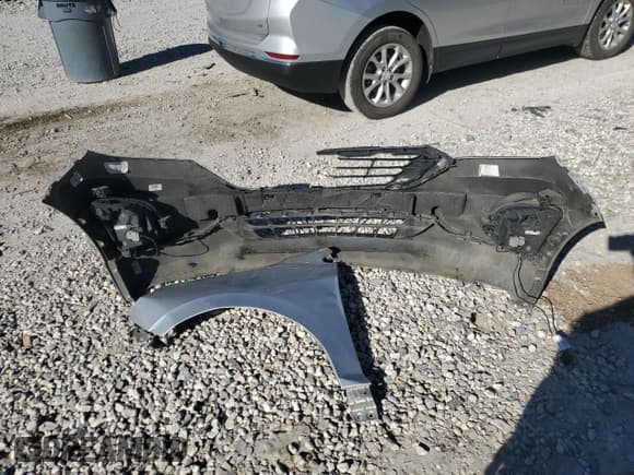 ✅ 2020 Chevrolet Equinox LT • VIN: 2GNAXKEV1L6144367 • Лот: 92022815. Опубликован ранее на Copart с пробегом 145 979 миль. Бесплатный доступ к архиву аукционных продаж из США и подробный отчёт об истории автомобиля на DreamBid. Изображение 13.