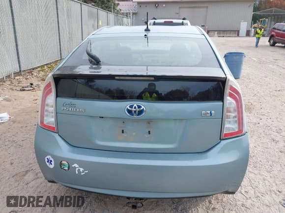 ✅ 2013 Toyota Prius Three • VIN: JTDKN3DU8D1651756 • Lot: 43626019. Wystawiony na IAAI z przebiegiem 214 979 mil. Bezpłatny archiwum sprzedaży aukcyjnych z USA i szczegółowy raport historii pojazdu na DreamBid. Zdjęcie 16.