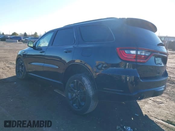 ✅ 2024 Dodge Durango GT Plus • VIN: 1C4RDJDG1RC173658 • Lot: 41212499. Wystawiony na IAAI z przebiegiem 913 mil. Bezpłatny archiwum sprzedaży aukcyjnych z USA i szczegółowy raport historii pojazdu na DreamBid. Zdjęcie 3.