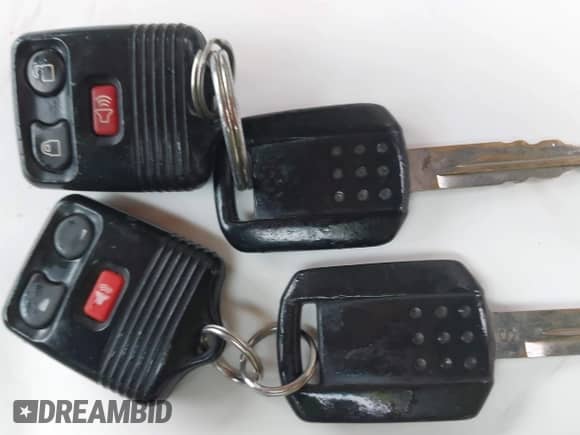 2005 Mercury Mariner Luxury с VIN 4M2YU56175DJ04628, выставлен на аукционе IAAI как лот 43513803 с пробегом 139 688 миль миль и . История ставок и продаж доступна на DreamBid. Изображение 11.