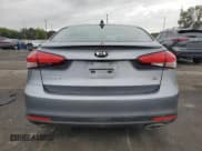 ✅ 2017 Kia Forte S • VIN: 3KPFL4A79HE013482 • Лот: 84213935. Опубликован ранее на Copart с пробегом 91 929 миль. Бесплатный доступ к архиву аукционных продаж из США и подробный отчёт об истории автомобиля на DreamBid. Изображение 6.