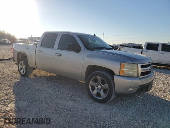 ✅ 2007 Chevrolet Silverado 1500 LTZ • VIN: 2GCEC13JX71510121 • Lot: 73426124. Listed on Copart with 176,499 mi. Free auction sales archive from the USA and detailed vehicle history report at DreamBid. Image 4.