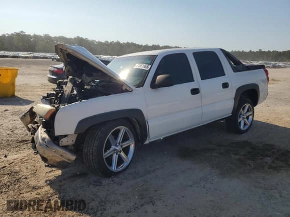 ✅ 2004 Chevrolet Avalanche Z66 • VIN: 3GNEC12T94G330254 • Lot: 71561665. Wystawiony na Copart z przebiegiem 284 823 mil. Bezpłatny archiwum sprzedaży aukcyjnych z USA i szczegółowy raport historii pojazdu na DreamBid. Zdjęcie 1.