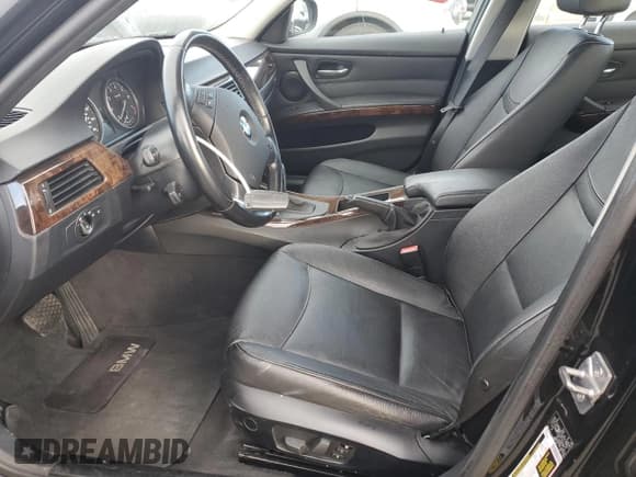 ✅ 2011 BMW 3 Series 328i xDrive • VIN: WBAPK5G59BNN26332 • Lot: 93462215. Listed on Copart with 134,589 mi. Free auction sales archive from the USA and detailed vehicle history report at DreamBid. Image 7.