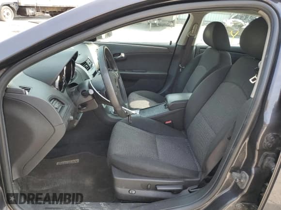 ✅ 2010 Chevrolet Malibu 1LT • VIN: 1G1ZC5EB6AF258908 • Lot: 64623004. Listed on Copart with 124,089 mi. Free auction sales archive from the USA and detailed vehicle history report at DreamBid. Image 7.