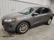 ✅ 2021 Ford Escape SE • VIN: 1FMCU0G62MUA85302 • Лот: 90677195. Опубликован ранее на Copart с пробегом 130 990 миль. Бесплатный доступ к архиву аукционных продаж из США и подробный отчёт об истории автомобиля на DreamBid. Изображение 1.