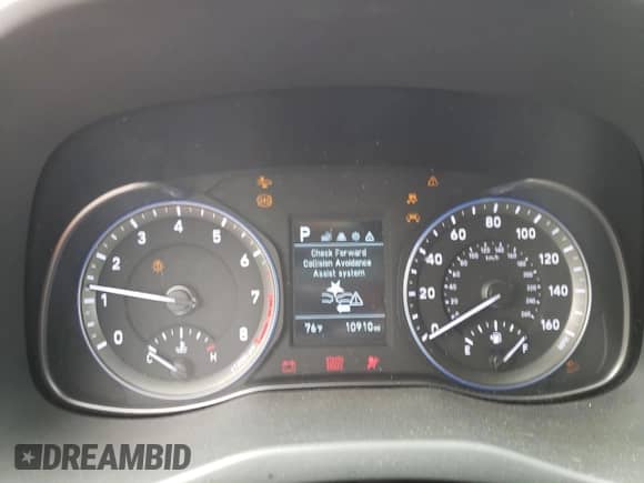 ✅ 2020 Hyundai Kona SE • VIN: KM8K1CAA9LU451967 • Lot: 55765473. Listed on Copart with 10,910 mi miles. Access the free auction sales archive from the USA and view a detailed vehicle history report at DreamBid. Image 9.