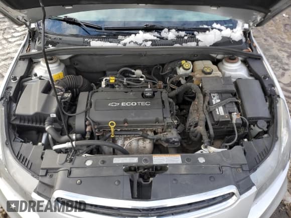 ✅ 2016 Chevrolet Cruze LS • VIN: 1G1PB5SGXG7202497 • Lot: 45011805. Listed on Copart with 173,614 mi. Free auction sales archive from the USA and detailed vehicle history report at DreamBid. Image 11.