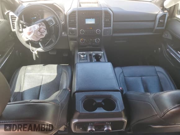 ✅ 2018 Ford Expedition XLT • VIN: 1FMJU1HT7JEA27371 • Lot: 49544585. Listed on Copart with 81,151 mi. Free auction sales archive from the USA and detailed vehicle history report at DreamBid. Image 8.