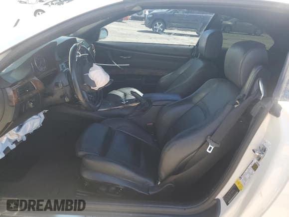 ✅ 2008 BMW 3 Series 335i • VIN: WBAWL73528PX56382 • Лот: 72057985. Опубликован ранее на Copart с пробегом 160 946 миль. Бесплатный доступ к архиву аукционных продаж из США и подробный отчёт об истории автомобиля на DreamBid. Изображение 7.